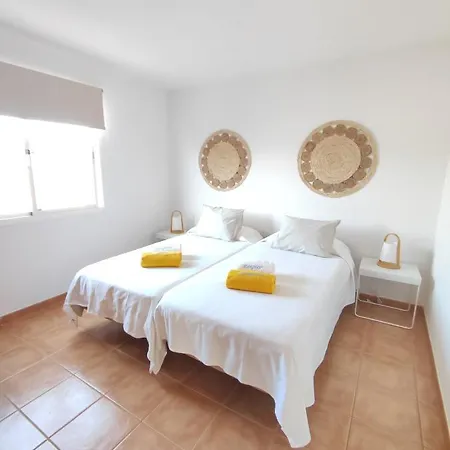 Casa Bermeja - *