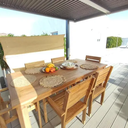 Casa Bermeja - *